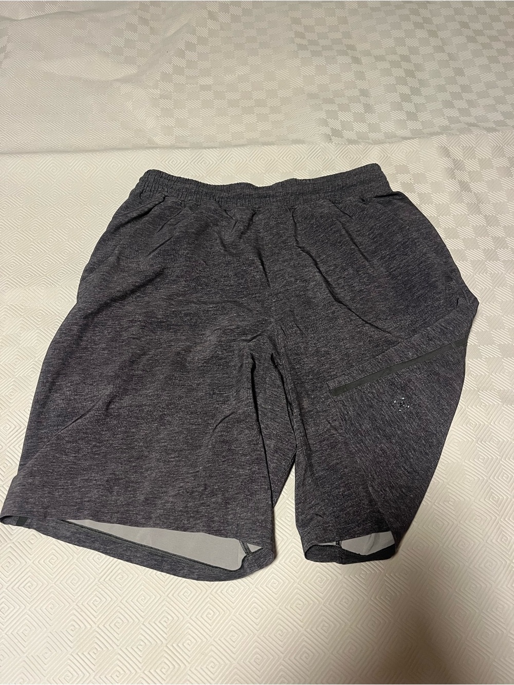 Men's Dark Gray Athletic Shorts - Comfortable Performance Wear